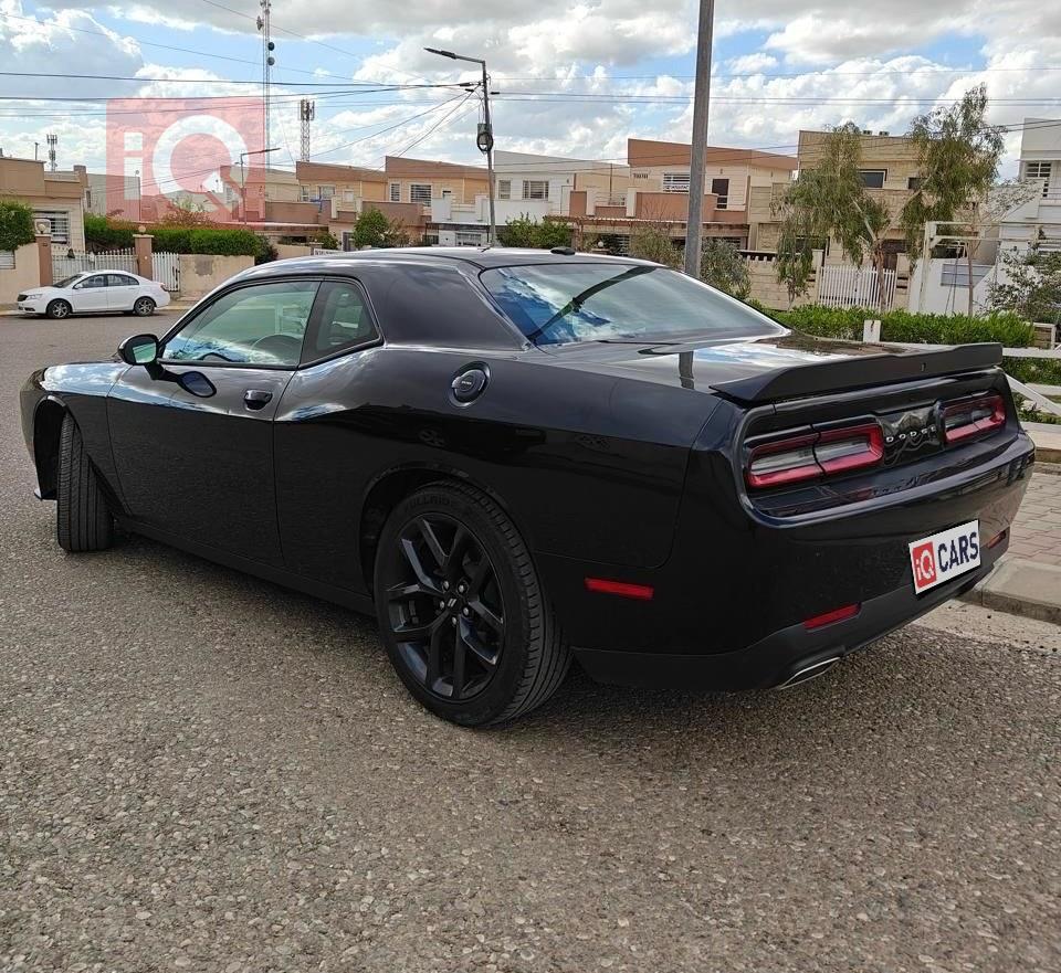 Dodge Challenger